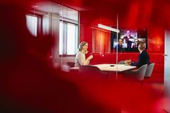 jak dbać o dobrostan zespołów pracujących w modelu hybrydowym